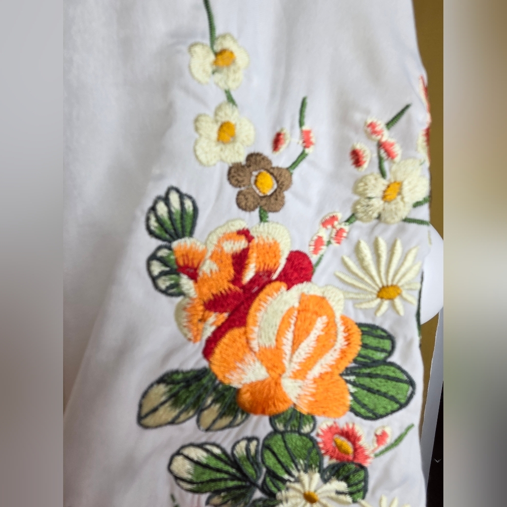 RD & Koko size L Embroidered White Long Kimono Butom Up - Picture 10 of 12